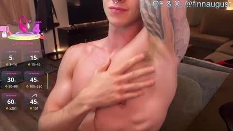 Finn August online show from September 18, 1:53 am