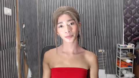 fiona908995 online show from April 4, 2:02 pm