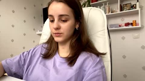 Keite wanna play  Meow online show from November 25, 10:25 am