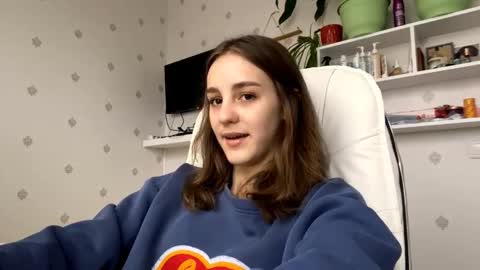 Keite wanna play  Meow online show from November 21, 12:14 pm