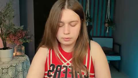 fiora online show from September 30, 1:32 pm