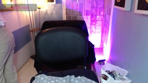 Snapshot of fiorellaa_delsd chatting on September 13, 2:08 pm Fiorellaa online show from September 13, 2:08 pm