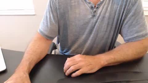 USAUSA online show from April 20, 12:52 pm