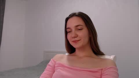 fireflies_fly_ online show from December 1, 7:45 pm