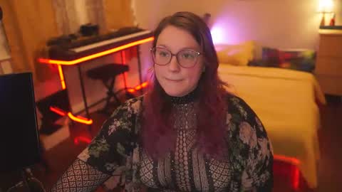 Lio Roxy online show from December 18, 5:36 am