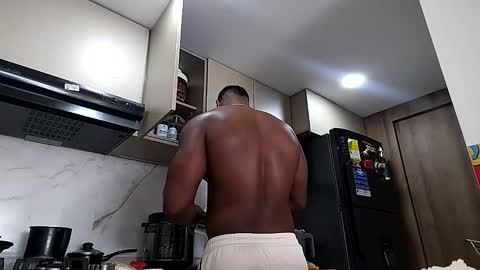 FRAIDER online show from March 4, 4:48 pm