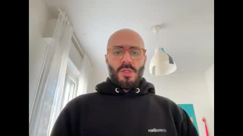 Fla is short for Flavio online show from January 10, 10:17 am