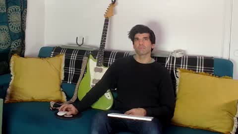 Flannel Dong online show from December 17, 12:23 pm