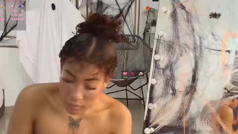 Flavia online show from October 19, 7:40 pm