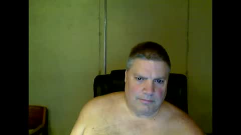 Snapshot of fletch32 chatting on February 23, 4:17 am jd online show from February 23, 4:17 am