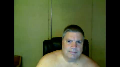 Snapshot of fletch32 chatting on January 1, 5:22 am jd online show from January 1, 5:22 am
