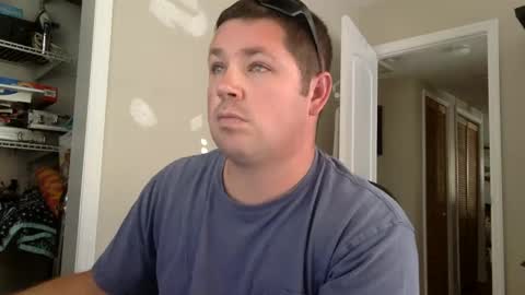 FL guy online show from December 12, 8:43 pm