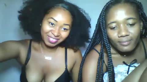 Snapshot of florencia011 chatting on February 18, 12:06 pm florencia011 online show from February 18, 12:06 pm