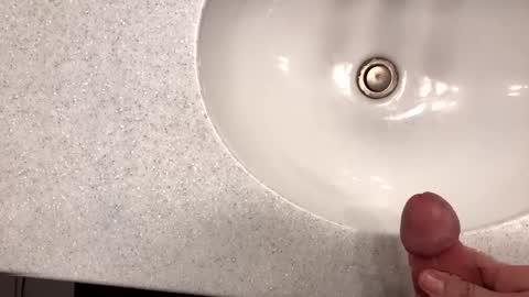 Snapshot of flowaley chatting on December 16, 2:57 am flowaley online show from December 16, 2:57 am