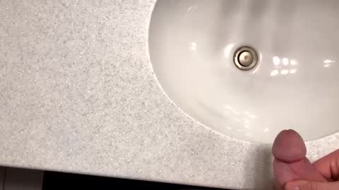 Snapshot of flowaley chatting on January 28, 2:43 am flowaley online show from January 28, 2:43 am