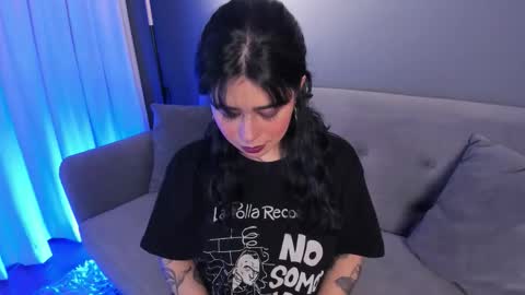 Its a pleasure to meet you. Im Flower. Help me reach 1k. Follow me. online show from November 7, 12:18 pm