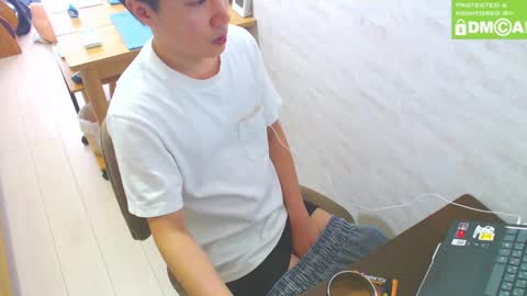 flowerbox online show from December 8, 4:22 am