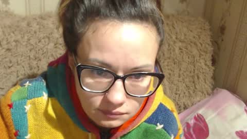 Snapshot of flowercandydoll chatting on December 6, 12:33 pm say meow and send tip  online show from December 6, 12:33 pm