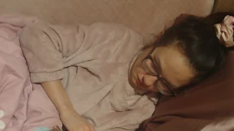 say meow and send tip  online show from February 22, 12:25 am