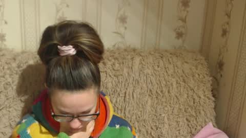 Snapshot of flowercandydoll chatting on December 5, 9:22 am say meow and send tip  online show from December 5, 9:22 am