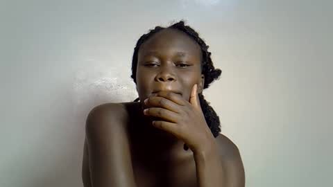 flowerdiva002 online show from November 23, 9:07 am