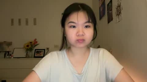 flowerlvr online show from January 22, 4:55 am