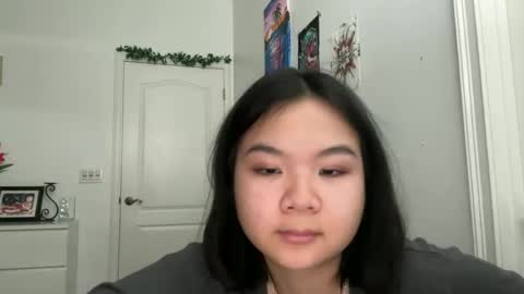 flowerlvr online show from January 17, 8:44 pm