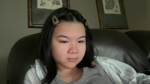 flowerlvr online show from January 26, 8:23 pm