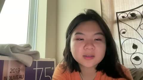 flowerlvr online show from January 17, 4:57 pm