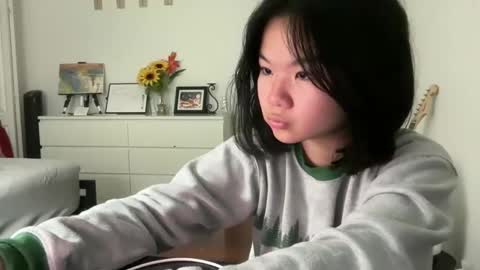 flowerlvr online show from January 18, 4:48 am