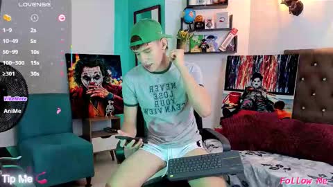 flowers109 online show from November 26, 11:01 pm