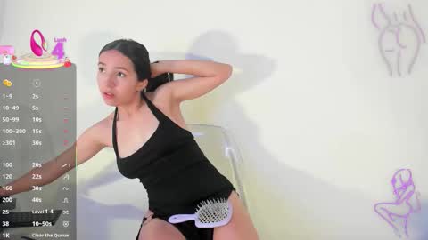 Snapshot of flufi_740 chatting on September 26, 12:02 pm Flufi 740 online show from September 26, 12:02 pm