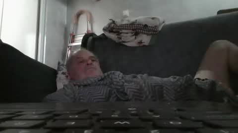 fofodi online show from April 8, 10:02 pm