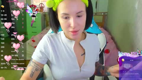 folinskaayaa online show from March 18, 4:18 am