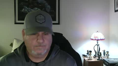 Snapshot of foreplayman22 chatting on March 7, 4:23 am foreplayman22 online show from March 7, 4:23 am