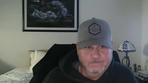 Snapshot of foreplayman22 chatting on February 18, 12:37 am foreplayman22 online show from February 18, 12:37 am