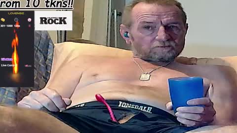 Snapshot of forexxxx_man chatting on February 10, 1:46 am doc online show from February 10, 1:46 am
