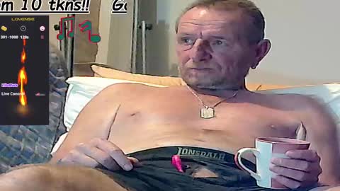 Snapshot of forexxxx_man chatting on February 2, 1:55 am doc online show from February 2, 1:55 am