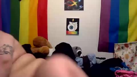 Snapshot of foxdarling96 chatting on October 12, 6:54 pm foxdarling96 online show from October 12, 6:54 pm