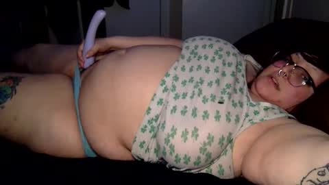 foxdarling96 online show from May 4, 3:46 am