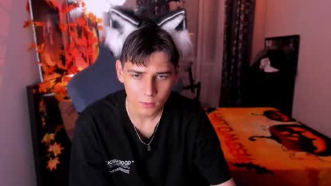 Foxicfu online show from October 12, 7:16 pm