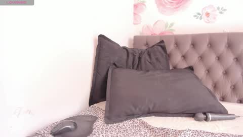 Fox tatto online show from January 4, 3:39 pm