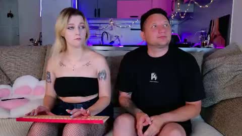 We are a couple Leo and Sofiayou are always welcome here online show from June 17, 5:51 pm