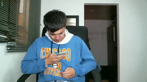 franccesco_699 online show from October 6, 10:16 pm