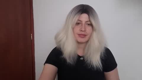 Francesca online show from May 7, 5:30 pm