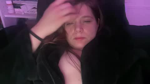 francescafey online show from November 18, 5:54 am