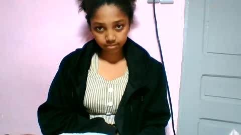 francia333068 online show from June 16, 6:34 pm