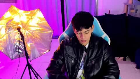 frank online show from November 24, 9:13 pm