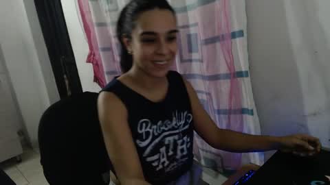 Snapshot of franfinee chatting on October 7, 1:45 am franfinee online show from October 7, 1:45 am