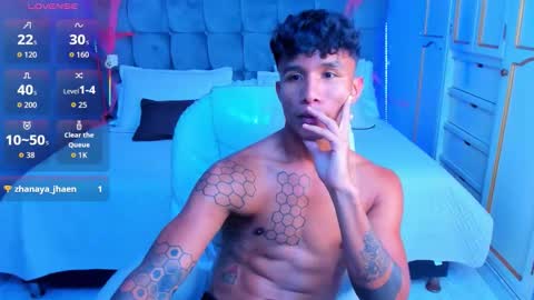 frank98_ online show from October 12, 4:38 am